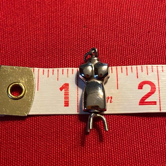 Fashion Designer I Seamstress I Dressmaker Charm - Picture 5 of 16